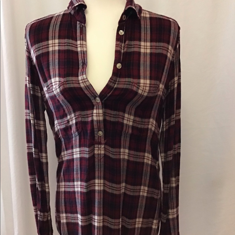 Women’s American Eagle flannel plaid top